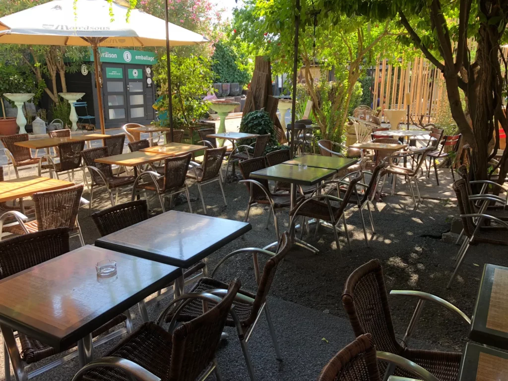 La Café du village Présentation